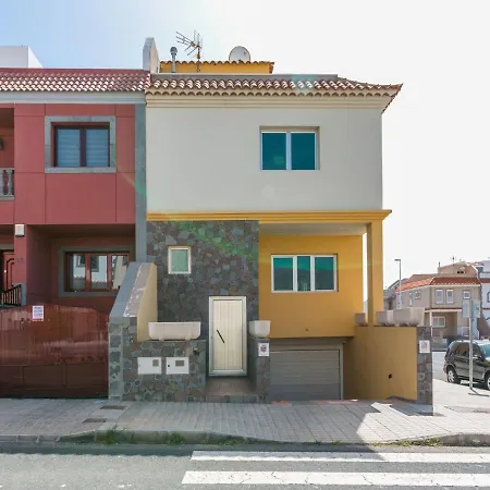 Inviting Holiday In With Terrace Cruce de Arinaga